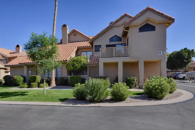 MLS: 6032095 Condo For Sale