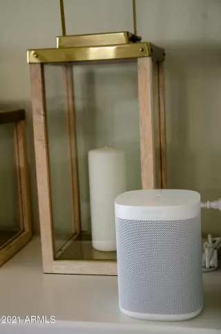 Photo #5: 6032659 Listing