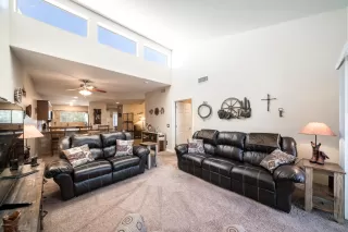 Photo #1: 6033182 Listing 