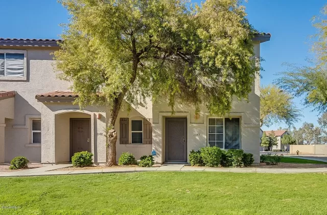 MLS: 6033211 Condo For Sale