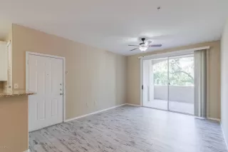 Photo #5: 6033360 Listing