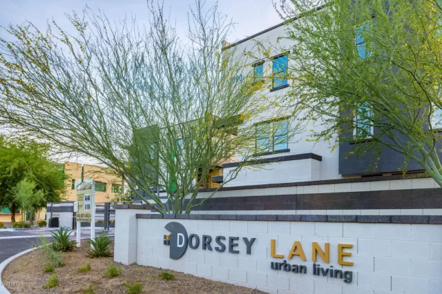 MLS: 6033499 Condo For Sale