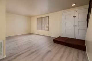 Photo #5: 6033909 Listing