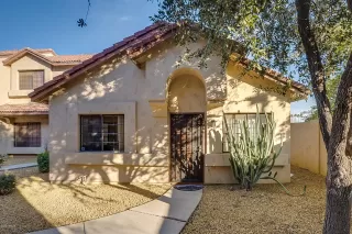 Photo #4: 6033932 Listing