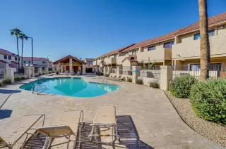 Photo #6: 6033932 Listing