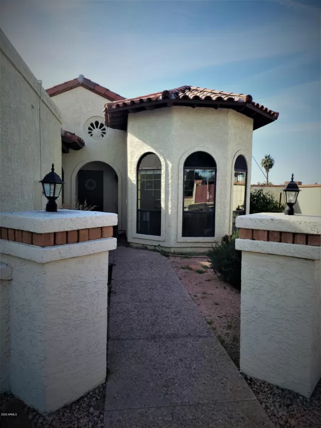 MLS: 6034023 Condo For Sale