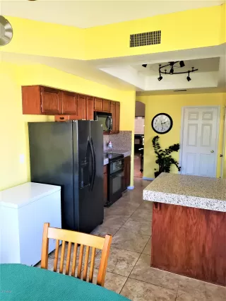 Photo #5: 6034023 Listing