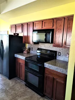 Photo #6: 6034023 Listing