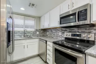 Photo #4: 6034096 Listing 