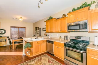 Photo #4: 6034350 Listing