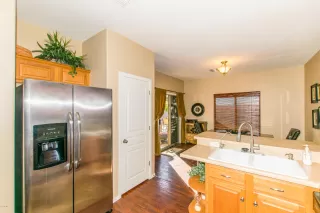 Photo #5: 6034350 Listing