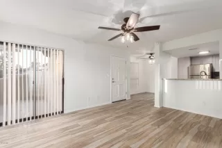 Photo #4: 6034687 Listing