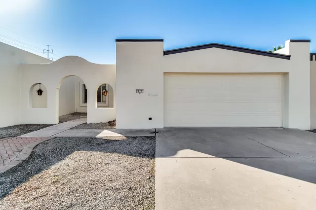 MLS: 6034775 Condo For Sale