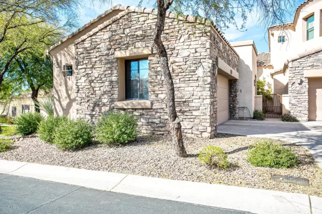 MLS: 6035075 Condo For Sale