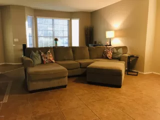 Photo #6: 6035333 Listing