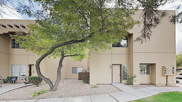 MLS: 6035630 Condo For Sale
