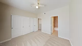 Photo #6: 6035630 Listing