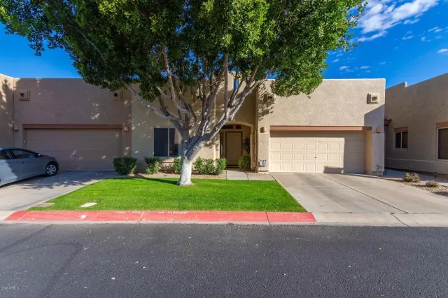 MLS: 6035774 Condo For Sale