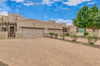 Photo #1: 6035840 Listing