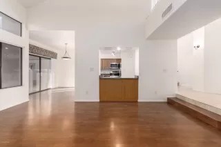 Photo #3: 6036229 Listing