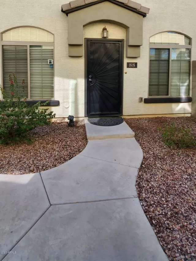 MLS: 6036305 Condo For Sale