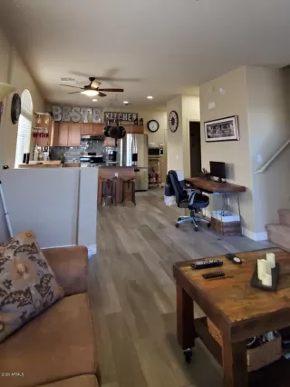 Photo #3: 6036305 Listing 