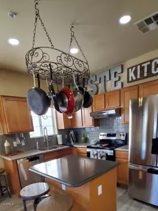 Photo #5: 6036305 Listing 