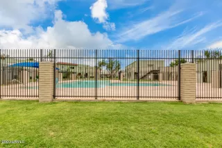 Photo #5: 6036336 Listing 