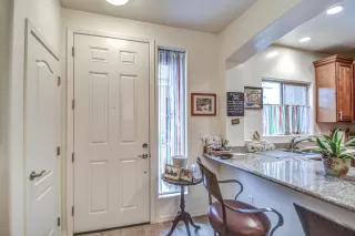 Photo #4: 6036385 Listing 