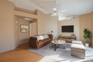 Photo #4: 6036507 Listing 