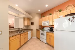 Photo #5: 6036655 Listing