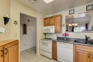 Photo #4: 6036659 Listing 