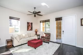 Photo #4: 6036955 Listing