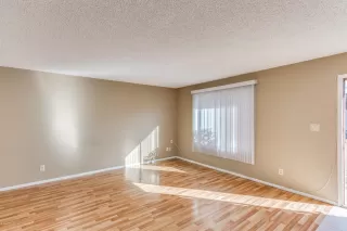 Photo #2: 6037026 Listing