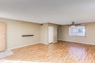 Photo #3: 6037026 Listing