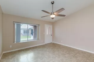 Photo #4: 6037127 Listing