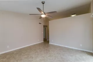 Photo #6: 6037127 Listing