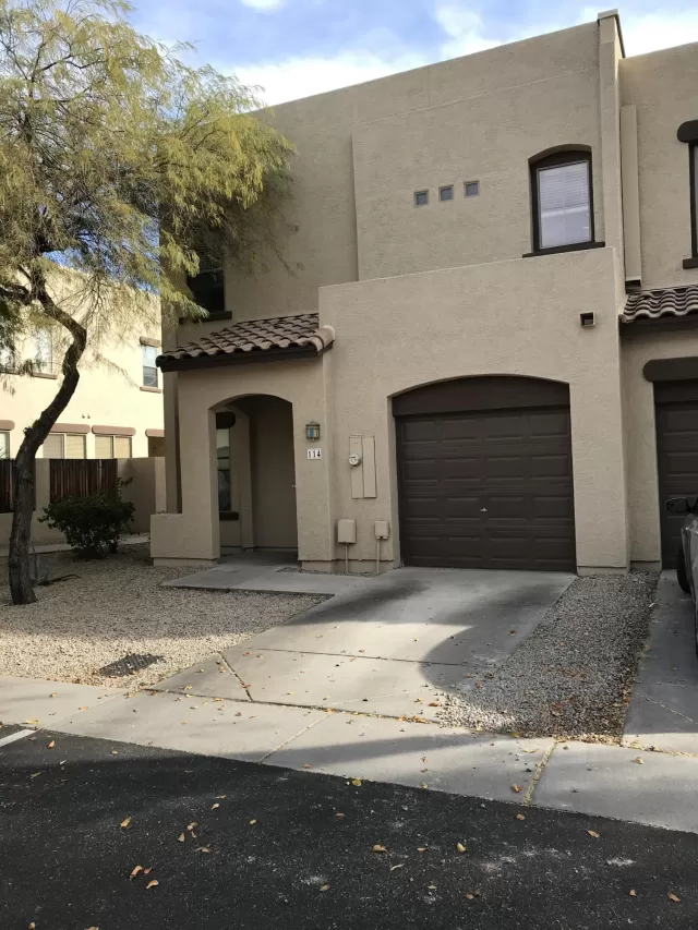 MLS: 6037133 Condo For Sale