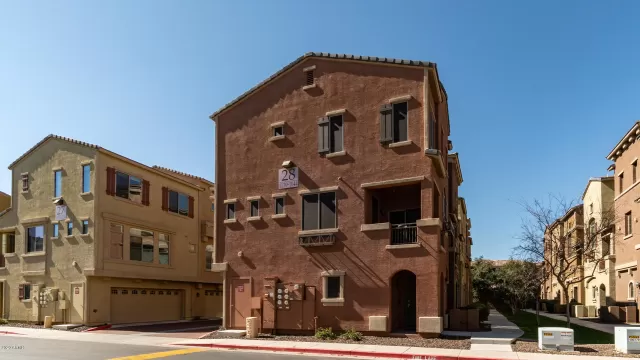 MLS: 6037163 Condo For Sale