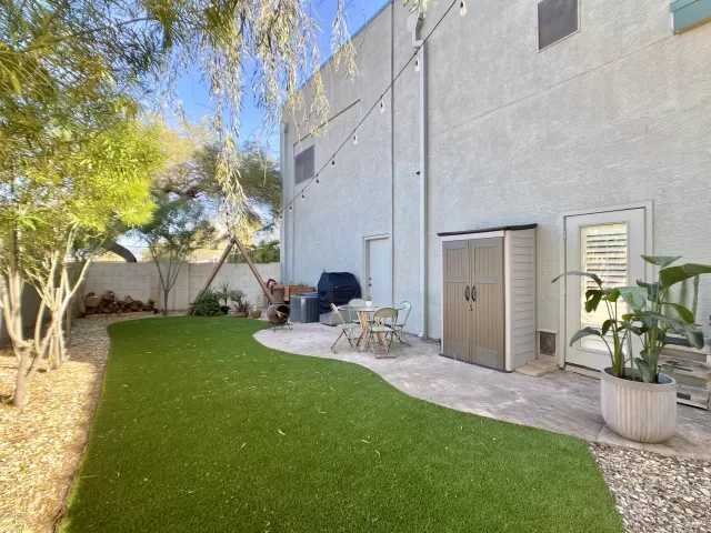 MLS: 6037230 Condo For Sale