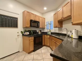 Photo #3: 6037230 Listing