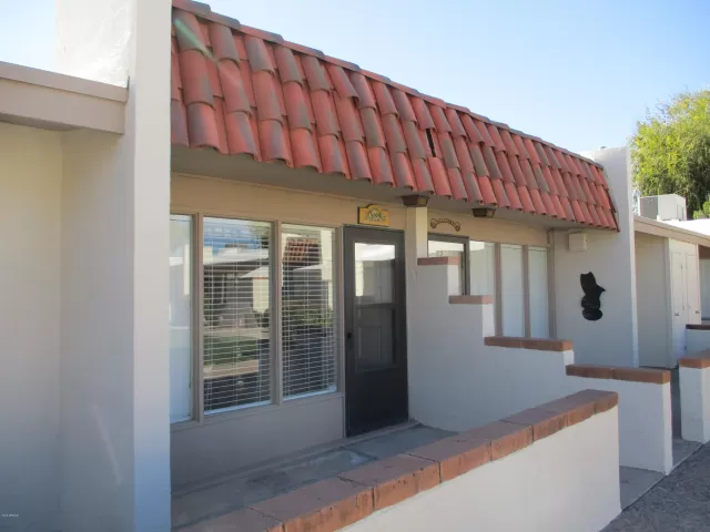 MLS: 6037394 Condo For Sale