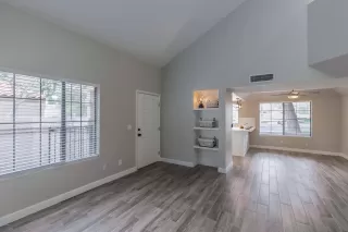 Photo #2: 6037404 Listing