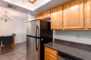 Photo #6: 6037526 Listing