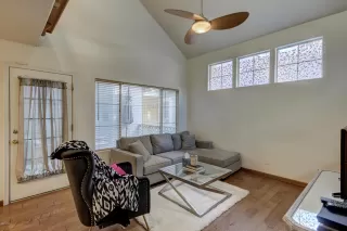 Photo #3: 6037616 Listing