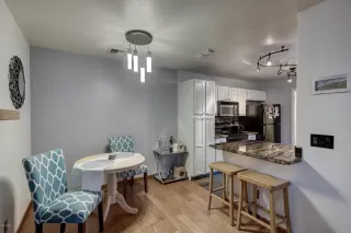 Photo #6: 6037616 Listing