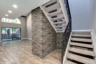 Photo #3: 6038012 Listing