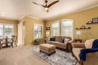 Photo #4: 6038802 Listing