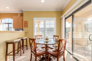 Photo #5: 6038802 Listing