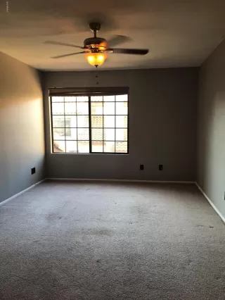 Photo #5: 6038922 Listing